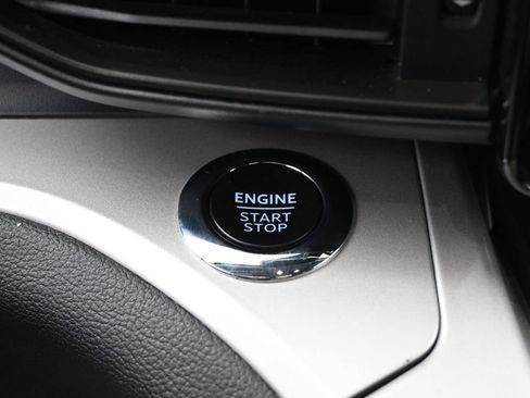 Used 2024 Ford Explorer XLT AWD/4WD image 11