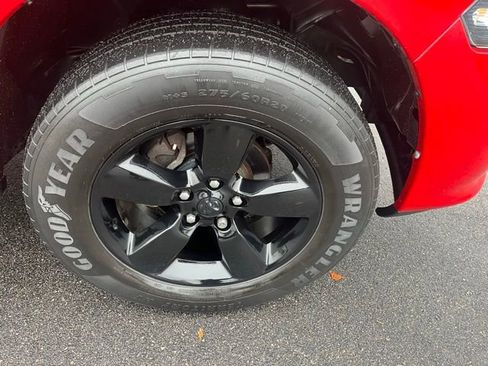 Used 2018 RAM 1500 Express w/ Express Value Package image 25