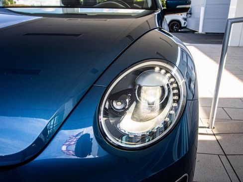 Used 2019 Volkswagen Beetle 2.0T SE image 8