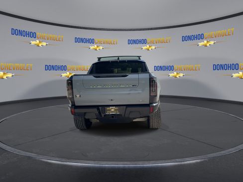 Used 2024 GMC Hummer EV 2X w/ LPO, Illumination Package AWD/4WD image 7