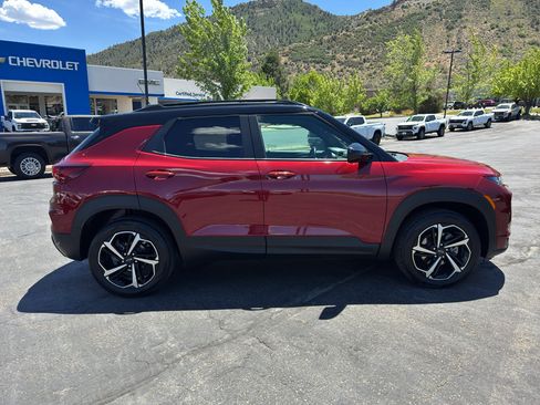 Used 2022 Chevrolet TrailBlazer RS AWD/4WD image 8