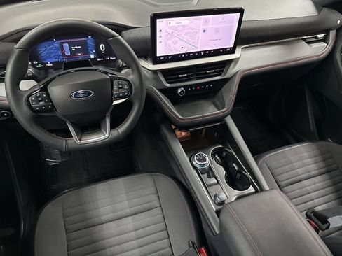 Used 2025 Ford Explorer ST-Line AWD/4WD image 13