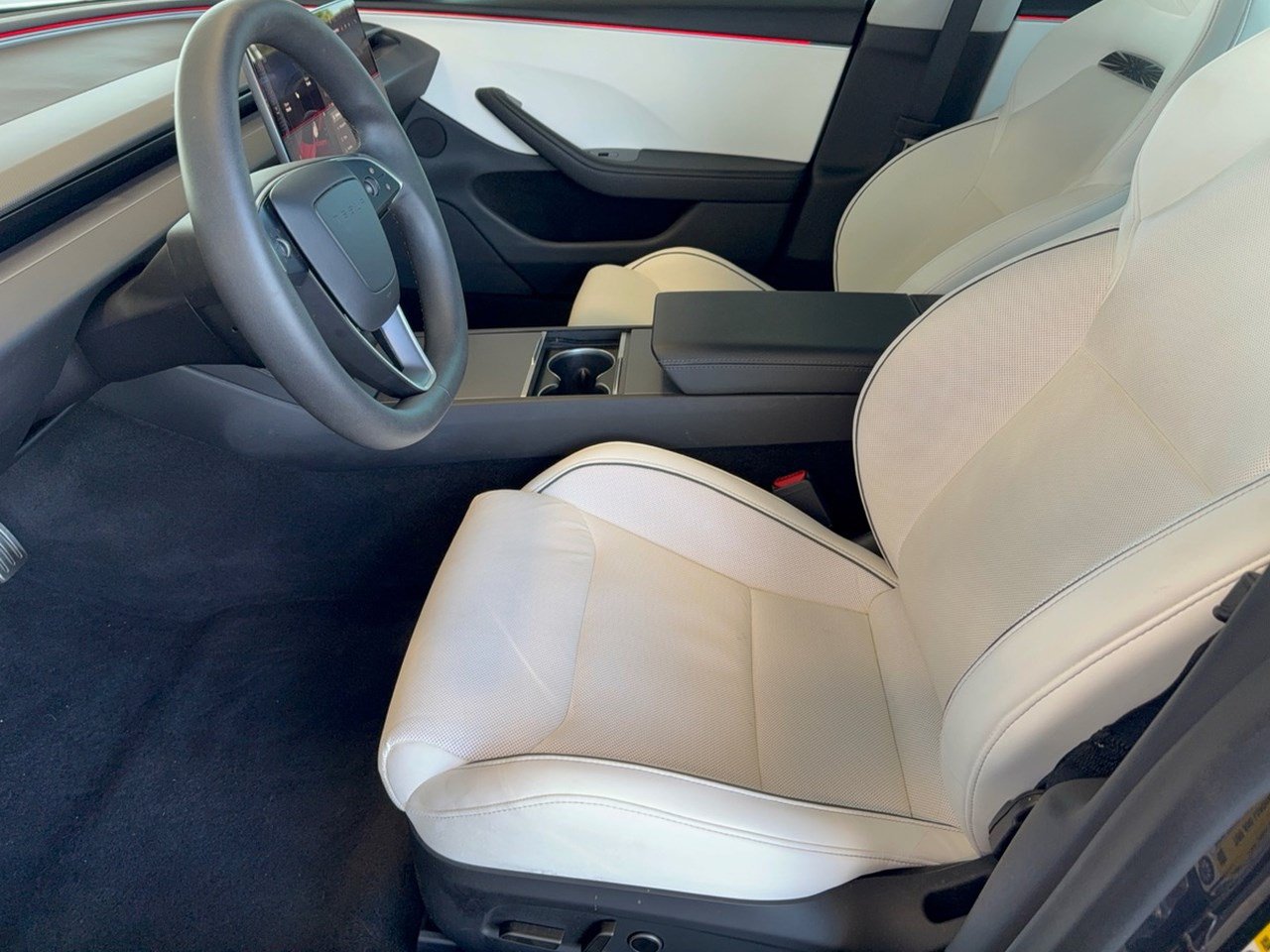 Used 2024 Tesla Model 3 Performance AWD/4WD image 5