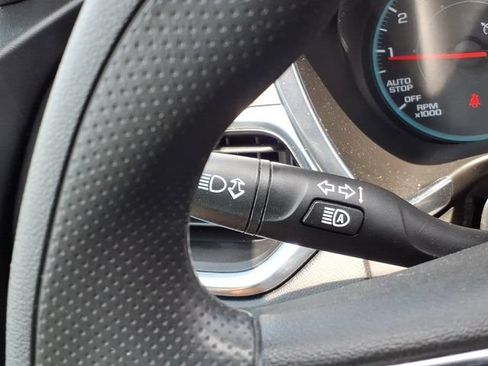 Used 2021 Chevrolet Equinox LS w/ LS Convenience Package FWD image 26