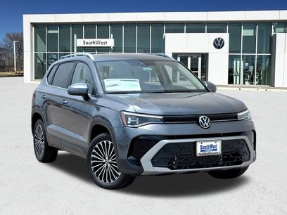 New 2025 Volkswagen Taos SE