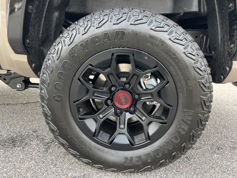 Certified 2025 Toyota Tacoma TRD Pro image 34