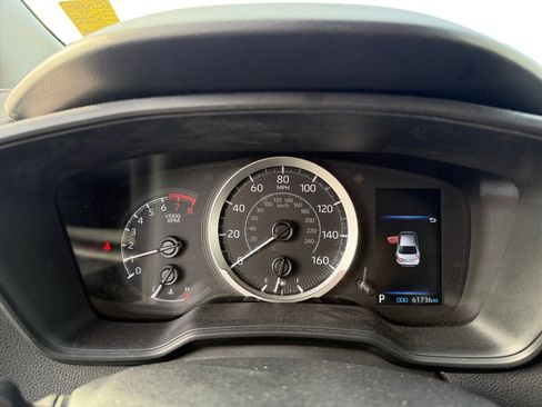 Used 2022 Toyota Corolla LE image 11