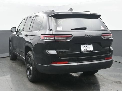 New 2025 Jeep Grand Cherokee L Limited image 4