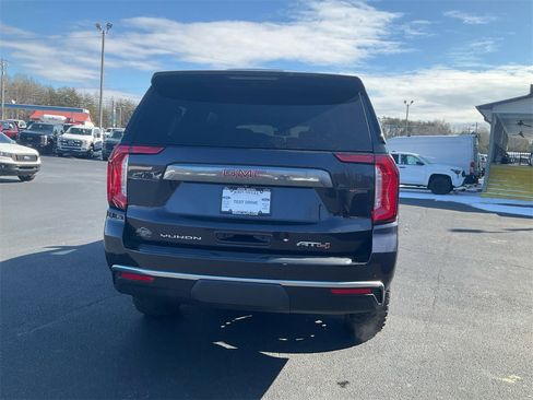 Used 2023 GMC Yukon XL AT4 image 6