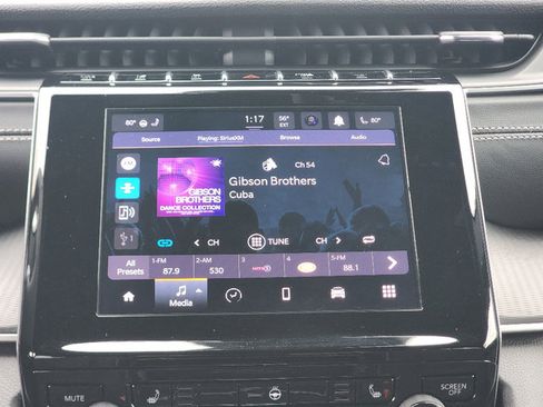 Certified 2025 Jeep Grand Cherokee Laredo X w/ Luxury Tech Group I image 9