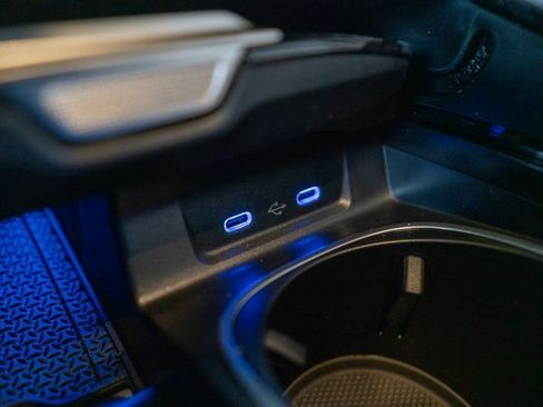 Certified 2025 Mercedes-Benz S 580 4MATIC Sedan image 22