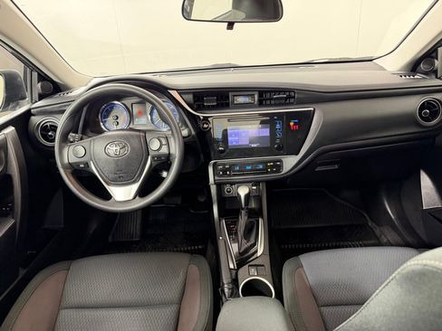 Used 2019 Toyota Corolla LE FWD image 24