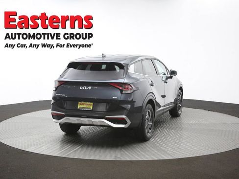 Used 2023 Kia Sportage LX AWD/4WD image 40