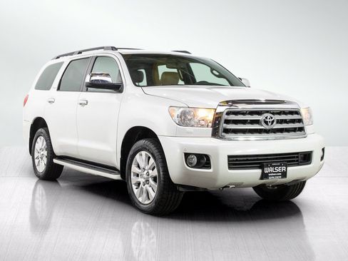 Used 2013 Toyota Sequoia Platinum AWD/4WD image 7