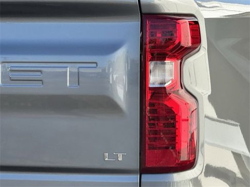 New 2026 Chevrolet Silverado 1500 LT image 9