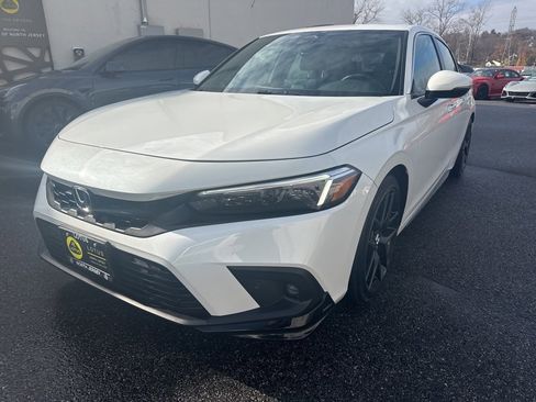 Used 2023 Honda Civic Sport Touring image 5