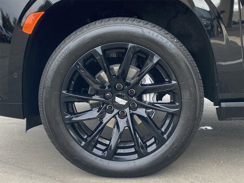 Certified 2024 Cadillac Escalade ESV Sport Platinum w/ LPO, ONYX Package image 10