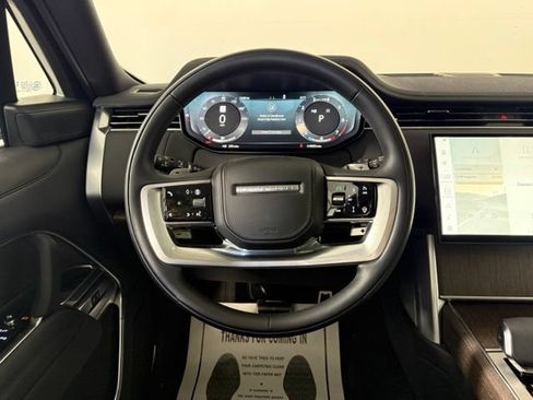 Used 2025 Land Rover Range Rover SE AWD/4WD image 30