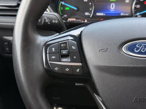 Used 2022 Ford Escape SE w/ Convenience Package FWD image 27