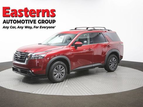 Used 2024 Nissan Pathfinder SV AWD/4WD image 58