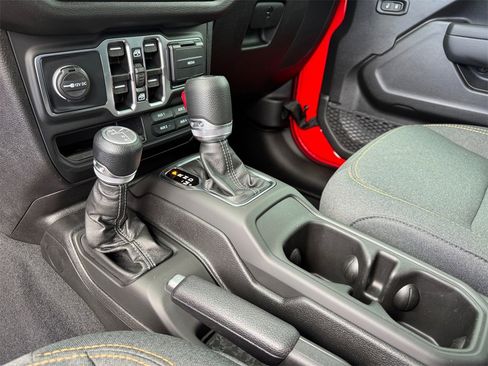 New 2025 Jeep Wrangler Sport S image 24