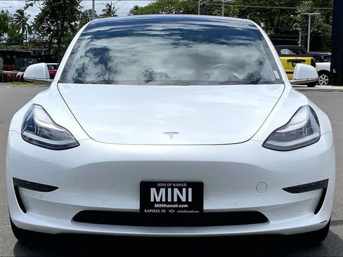 Used 2020 Tesla Model 3 Standard Range Plus RWD image 3