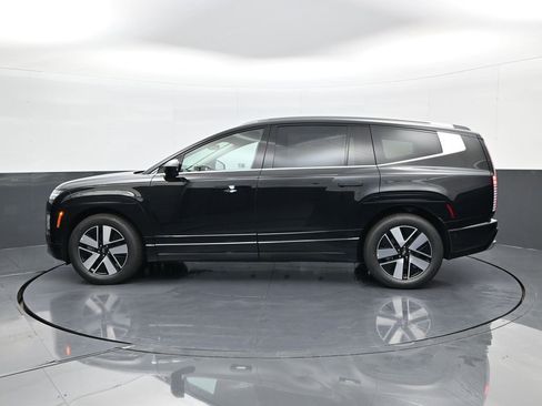 New 2026 Hyundai Ioniq 9 SEL image 8