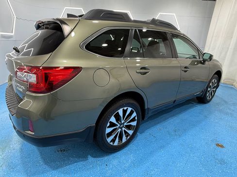 Used 2017 Subaru Outback 2.5i Limited AWD/4WD image 8
