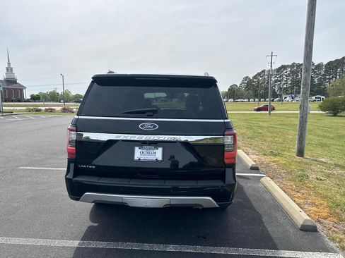 Used 2019 Ford Expedition Limited image 7