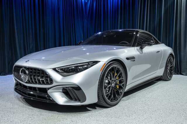 New 2026 Mercedes-Benz SL 63 AMG 4MATIC image 1