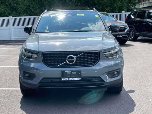 Used 2021 Volvo XC40 T5 R-Design w/ Protection Package Premier AWD/4WD image 2