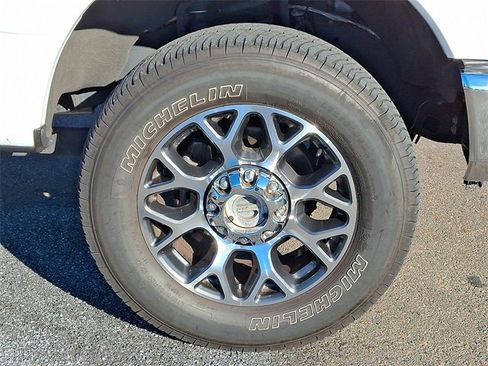 Certified 2020 Ford F250 Lariat w/ Lariat Ultimate Package image 8