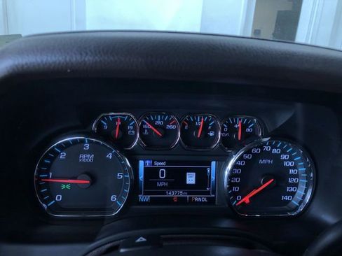 Used 2018 GMC Yukon XL SLT w/ Open Road Package image 25