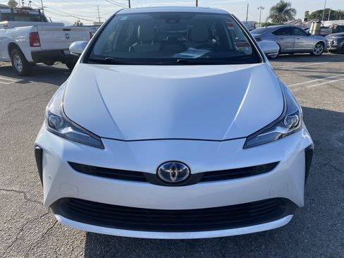Used 2021 Toyota Prius XLE w/ Advanced Technology Package FWD image 3