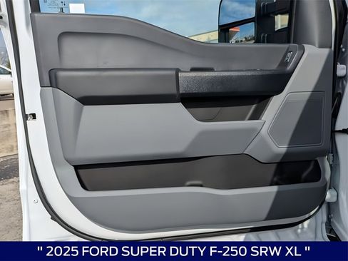 New 2025 Ford F250 XL w/ XL Chrome Package image 10