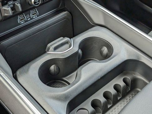 Used 2025 RAM 1500 Big Horn image 25