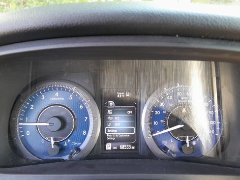 Used 2018 Toyota Sienna LE AWD/4WD image 23