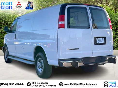 Used 2024 Chevrolet Express 2500 Work Van w/ Driver Convenience Package image 13