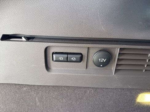 Used 2022 Lincoln Nautilus Reserve w/ Equipment Group 202A image 22