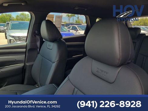 New 2025 Hyundai Tucson XRT image 11
