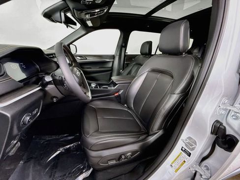 New 2026 Jeep Grand Cherokee L Limited AWD/4WD image 21