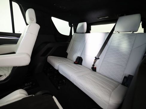 Used 2026 Cadillac Escalade V image 15