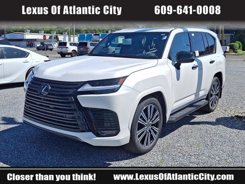 New 2026 Lexus LX 600 4WD w/ Luxury Package image 3