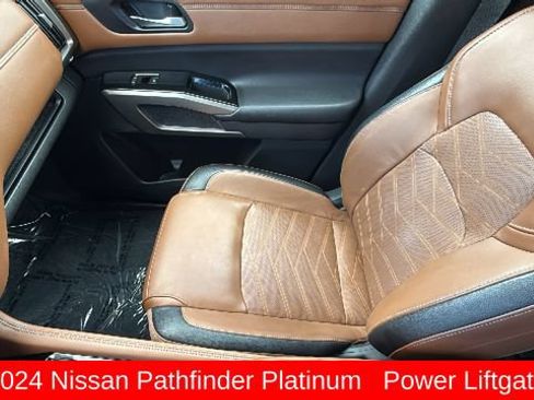 Used 2024 Nissan Pathfinder Platinum w/ Cargo Package AWD/4WD image 12