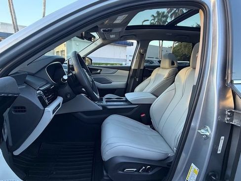 New 2026 Acura MDX w/ Technology Package FWD image 10