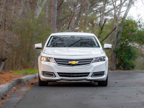 Used 2019 Chevrolet Impala LT image 35