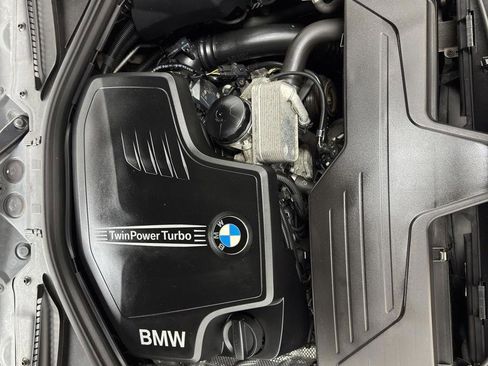 Used 2016 BMW 320i xDrive Sedan w/ Driver Assistance Package image 31