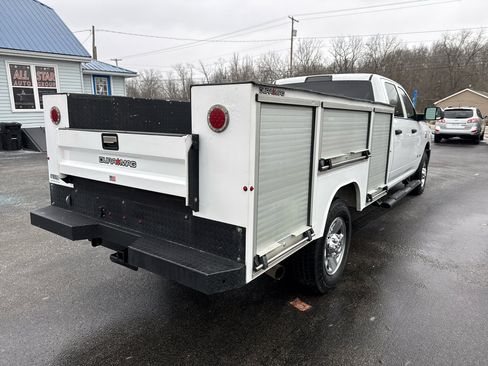 Used 2019 RAM 3500 Tradesman w/ Chrome Appearance Group image 6