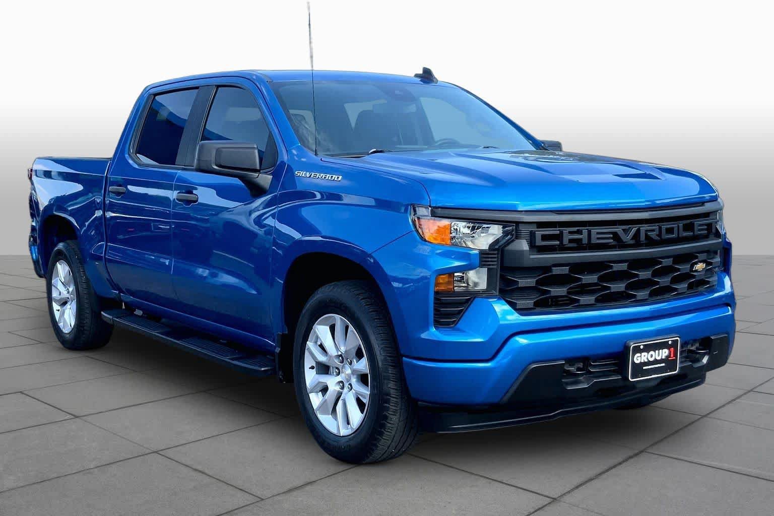 Used 2022 Chevrolet Silverado 1500 Custom RWD image 3