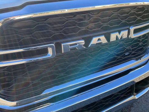 Used 2024 RAM 3500 Tradesman w/ Chrome Appearance Group image 28